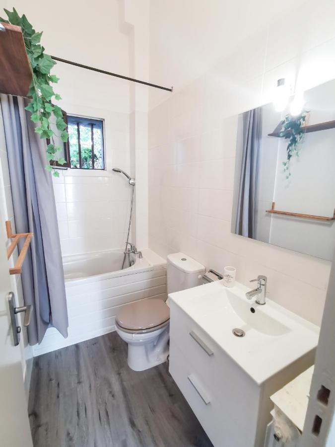 Apartment Le 62 - Spacieux T2 Avec Jardin, Parking & Tramway